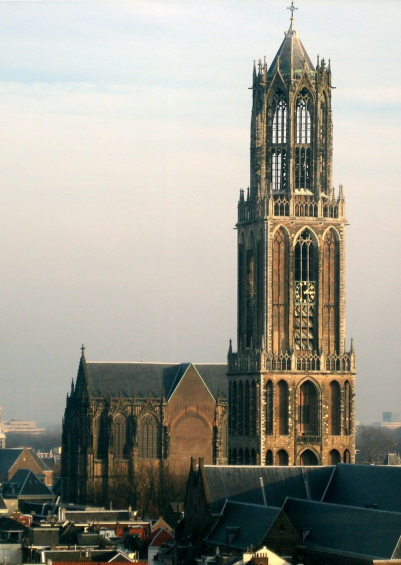 Torre Dom. Wikimedia Commons